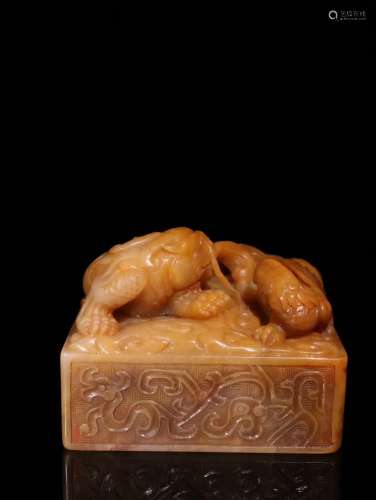 A Chinese Tianhuang Stone Dragon Carved Seal
