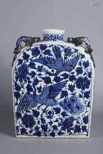 A Chinese Porcelain Blue&White Phoenix Pattern Vase