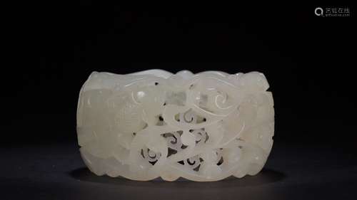 A Chinese Hetian Jade Bangle With Pattern