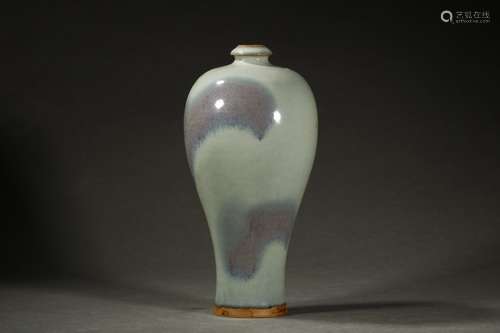 A Chinese Porcelain Jun Kiln Purple Pattern Meiping Vase