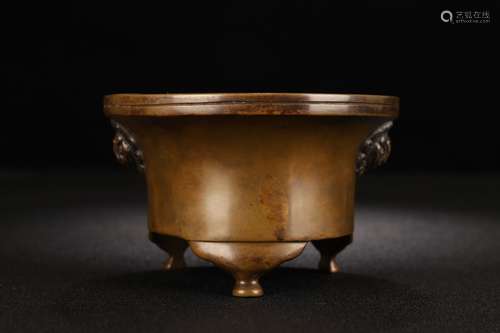 A Chinese Bronze Censer