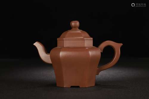 A Chinese Zisha Teapot