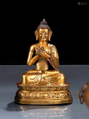 Feuervergoldete Repoussé-Figur des Buddha Shakyamuni