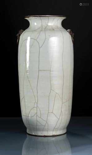 Gebauchte Vase mit 'guan'-Glasur