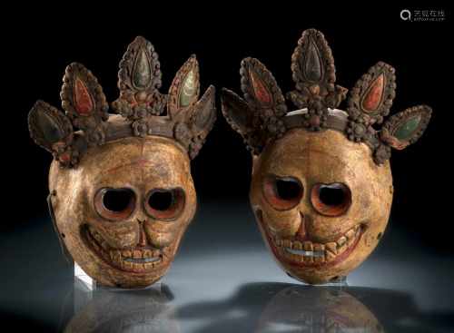 Paar seltene gefasste Citipati-Masken aus Trockenlack/Papier-Maschée