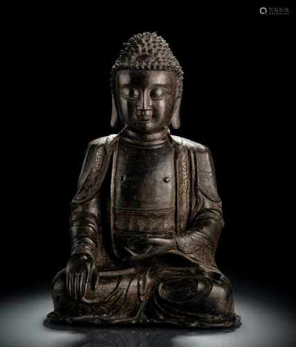 Bronze des Buddha Shakyamuni im Meditationssitz mit Spuren von Vergoldung