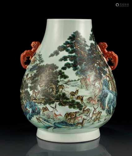 Hu-förmige 'Hundred Deer'-Vase aus Porzellan von Huang Yunpeng