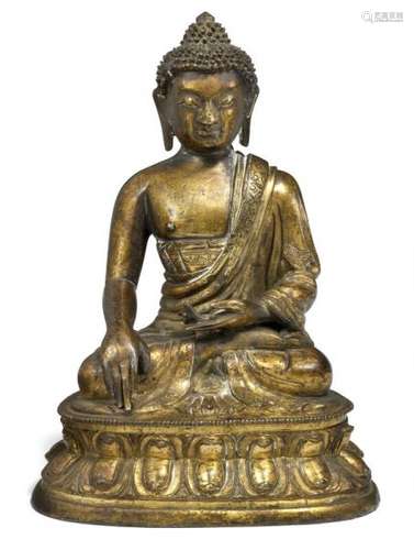 A Chinese gilt bronze figure of Buddha Shakyamuni. 18th century. Weight 1201 g. H. [...]