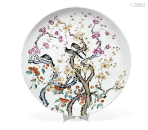 A Chinese enamelled porcelain dish, Qianlong six-character mark, but Guangxu period. [...]