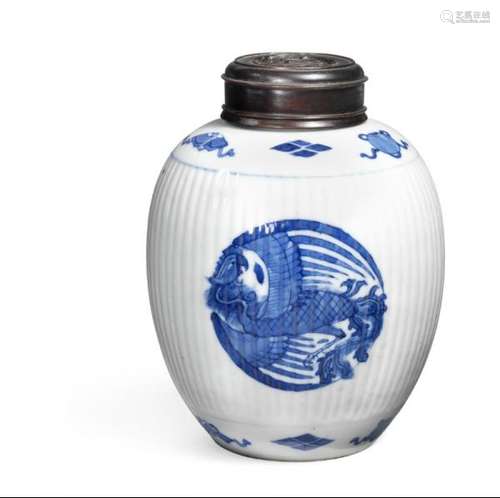 A Chinese 'Phoenix' blue and white vase. Mark of Chenghua, but 17th century. Pierced [...]