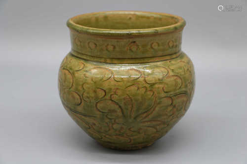 The peony shaped jar of Yaozhou Kiln in Jin Dynasty