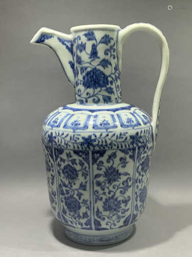 Early Ming Dynasty blue and white lotus design holding pot