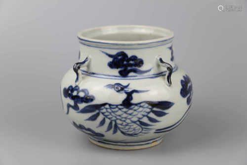 Blue and white water in the early Ming Dynasty