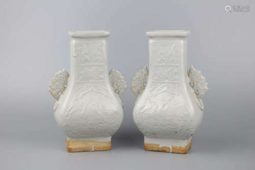 Yuan Dynasty white porcelain square bottle