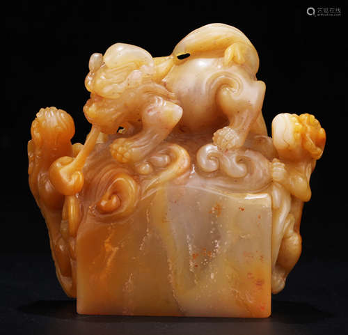 A TIGER SHAPED TIANHUANG SEAL