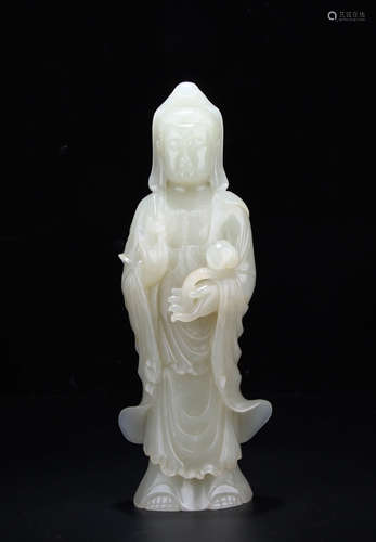 A WHITE JADE BODHISATIVE STATUE