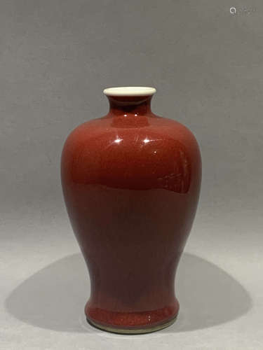 Red glazed plum vase in the middle of Qing Dynasty