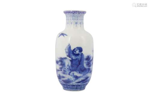 A CHINESE BLUE AND WHITE VASE.