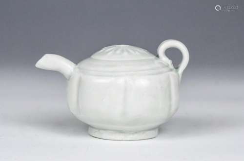 A Chinese Celadon Glaze Water Drop, Ming