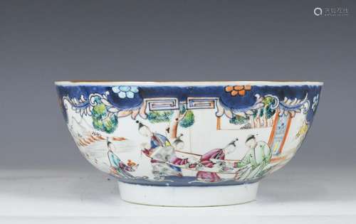 An Export Famille Rose Bowl, 18th C