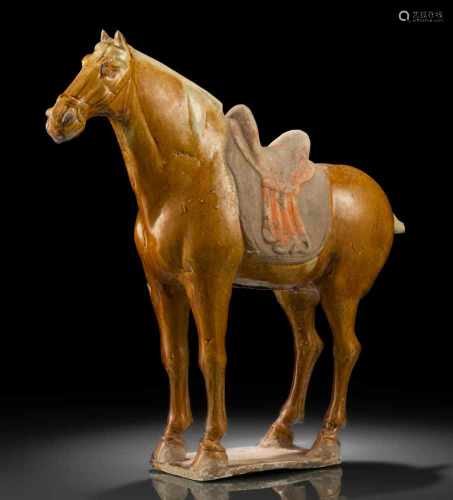 Braun-glasierte Keramikfigur eines Pferdes