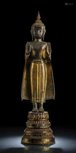 Bronze des Buddha Shakyamuni auf einem Lotos