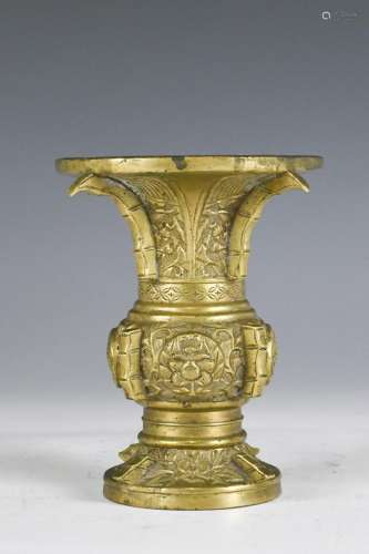 A Chinese Bronze Vase, 19th C