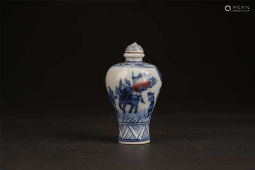UNDERGLAZE BLUE AND COPPER RED SNUFF BOTTLE QING STYLE