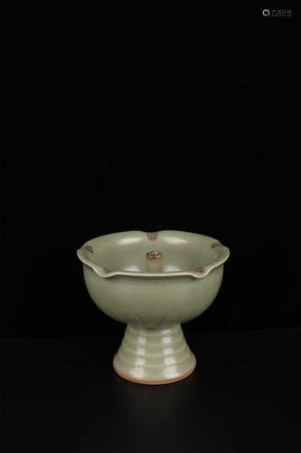 LONGQUAN CELADON CANDLESTICK SONG STYLE