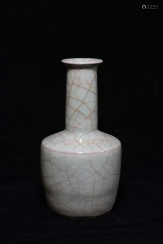 GUAN MALLET VASE SONG STYLE