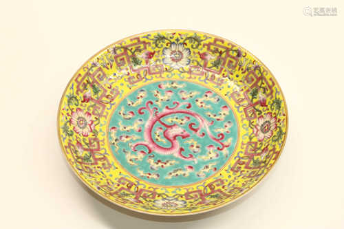 FAMILLE ROSE DISH QING STYLE