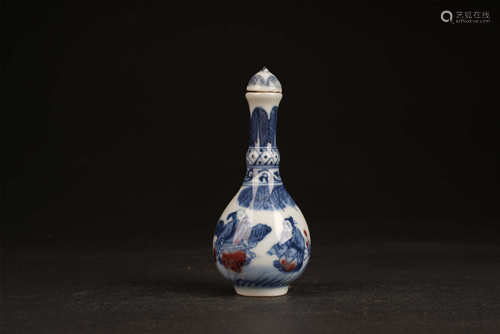 UNDERGLAZE BLUE AND COPPER RED SNUFF BOTTLE QING STYLE