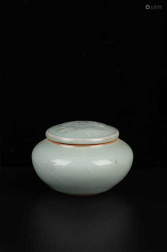 LONGQUAN CELADON JAR SONG STYLE