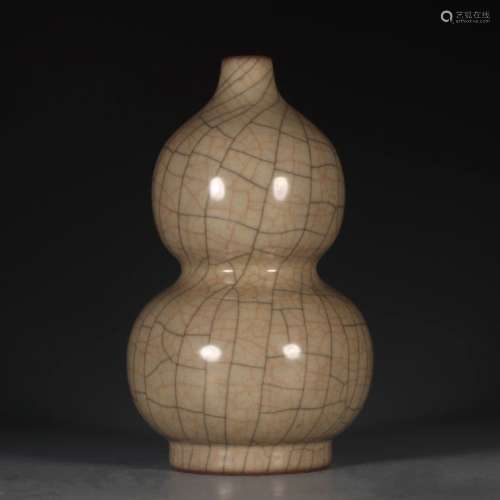 Song Dynasty - Ge  Ware Gourd Vase