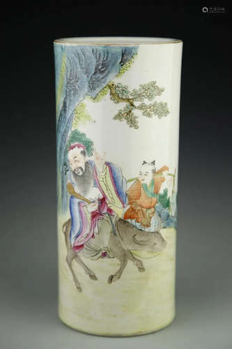 Chinese Famille Rose Hat Vase