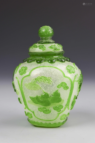 Chinese Peking Glass Jar With Cover