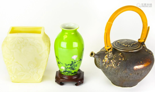 Collection Asian Style Vases & Teapot