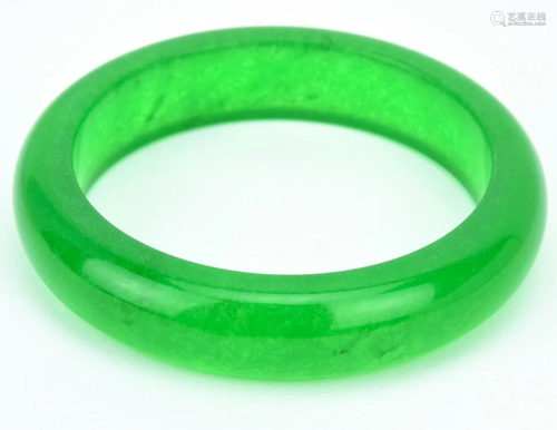 Carved Chinese Green Jade Bangle Bracelet