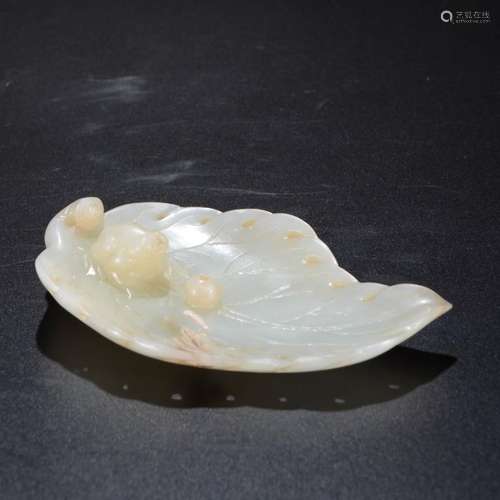 A Hetian Jade Carved Leaf- shaped Incense Inserted