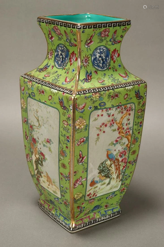 Chinese Porcelain Vase,