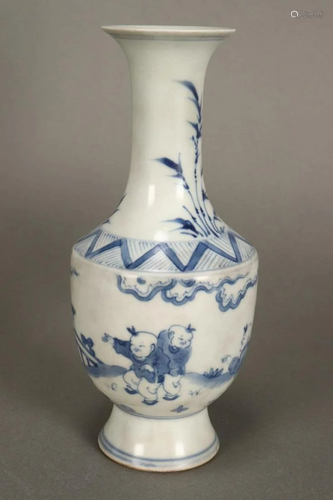 Petit Chinese Blue and White Porcelain Vase,