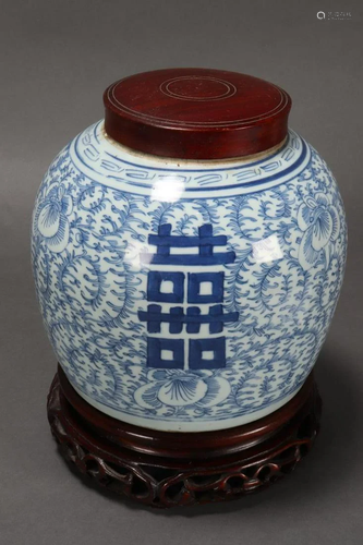 Chinese Qing Dynasty Blue and White P…