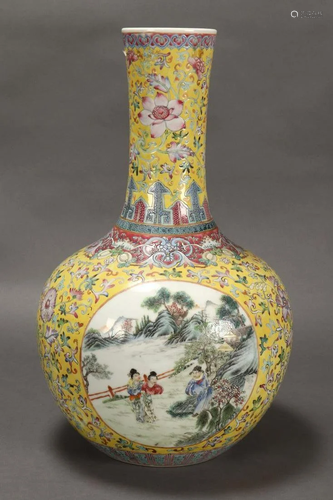 Large Chinese Yellow Ground Porcelain Vase,