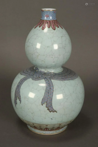 Chinese Double Gourd Porcelain Vase,