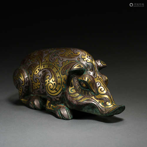 CHINA'S WARRING STATES PERIOD BRONZE COW, INLAID GOLD