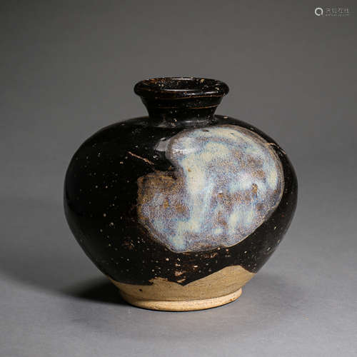 CHINESE TANG DYNASTY, LUSHAN KILN SMALL POT