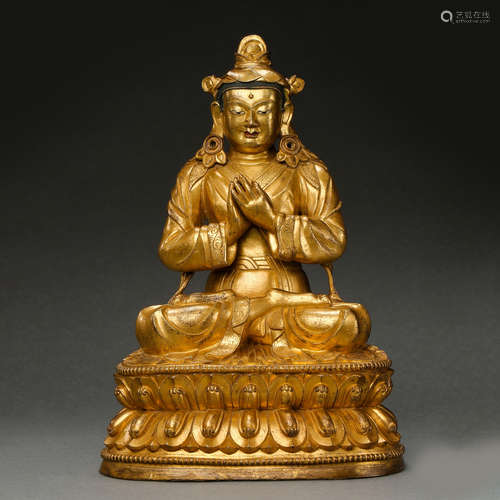 SEATED GILT BRONZE BODHISATTVA IN QING DYNASTY, CHINA