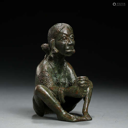 ANCIENT CHINESE BRONZE MAN FIGURE