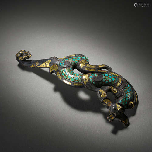 WARRING STATES PERIOD OF CHINA, BRONZE BELT HOOK INLAID GOLD, SILVER, TURQUOISE