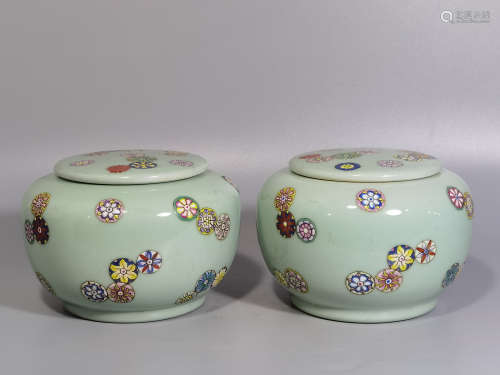 Chinese Pair Of Qing Dynasty Qianlong Period Green Glaze Famille Rose Porcelain Jars